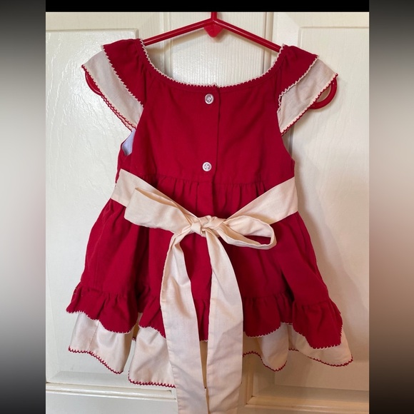 Well Dressed Wolf
Classic Good Cheer
Poinsettia
Dress-18-24 M - Picture 5 of 10